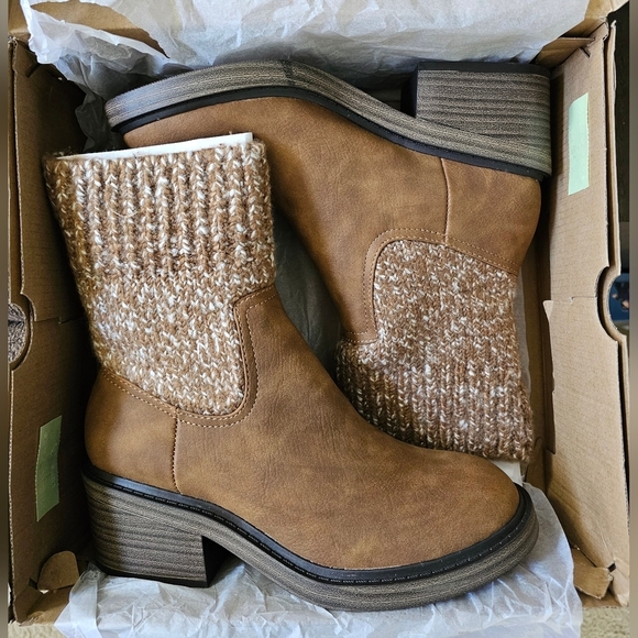 Portland Boot Company Women's Cozy Sweater Knit Bootie Cognac - Picture 3 of 12